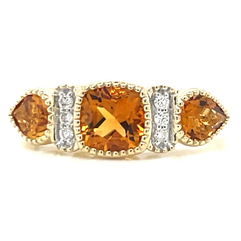 Alexandrite Gemstone Rings with a Chameleon - like Color Change9ct Yellow Gold Earth Grown 1.32ct Cushion & Pear Cut Citrine Ring