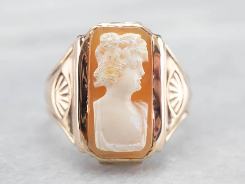 Turquoise Gemstone Rings with Native American - Inspired PatternsUnisex Gold Retro Era Cameo Ring