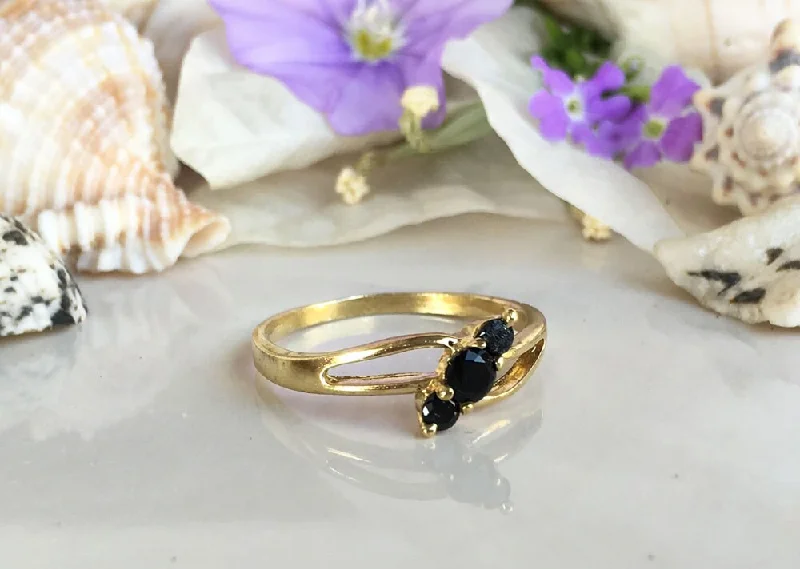 Moonstone Gemstone Rings with a Mysterious SheenBlack Onyx Ring - December Birthstone - Delicate Ring with Diagonally Placed Three Round Black Onyx Gemstones