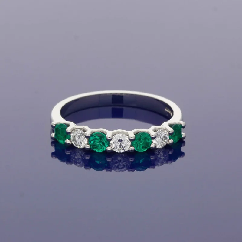 Agate Gemstone Rings with a Banded and Textured DesignPlatinum Emerald and Diamond Half Eternity Ring