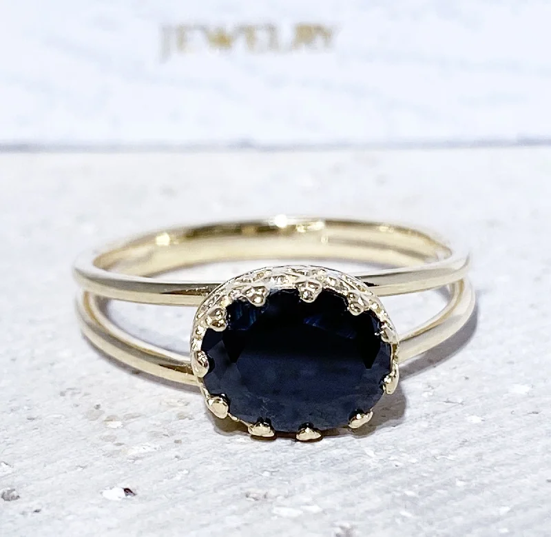 Malachite Gemstone Rings with a Marble - like PatternBlack Onyx Ring - December Birthstone - Double Band Vintage Oval Crown Ring with Black Onyx Gemstone