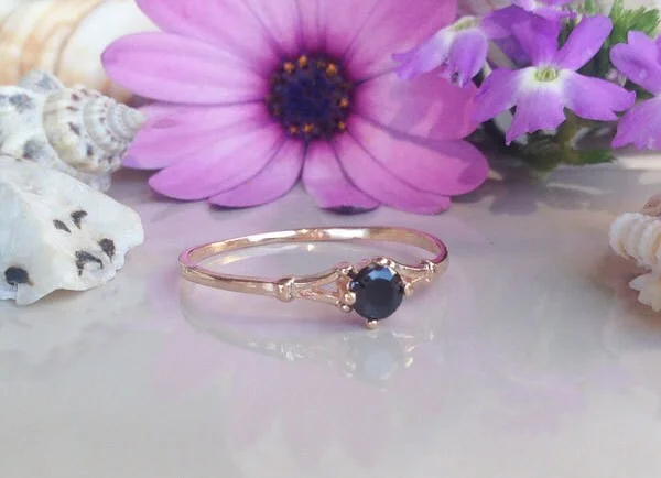 Topaz Gemstone Rings with a Faceted Cut and Shimmering EffectBlack Onyx Ring - December Birthstone - Simple Delicate Ring with Round Black Onyx Stone