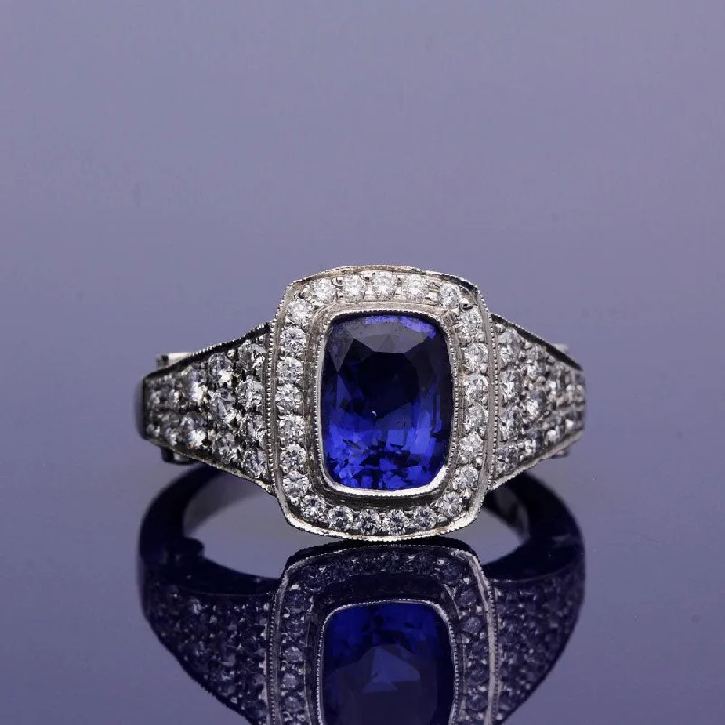 Moonstone Gemstone Rings with a Mysterious Sheen18ct White Gold Sapphire and Diamond Ring