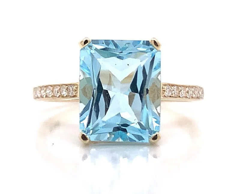 Jade Gemstone Rings with Intricate Carvings9ct Yellow Gold 4ct Sky Blue Topaz And 0.10ct Diamond Ring