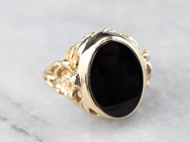 Garnet Gemstone Rings with a Vintage - Style Bezel SettingVintage Floral Black Onyx Ring