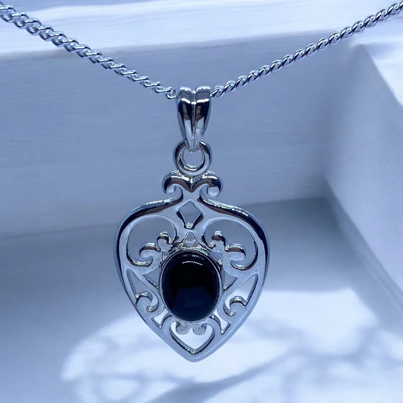 Infinity - Symbol Pendant Necklaces with Sapphire - Set LinksScrolled silver heart